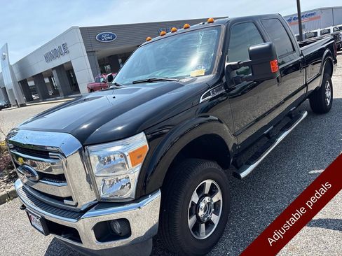 Used 2016 Ford F250 Lariat w/ Snow Plow Prep Package AWD/4WD image 4