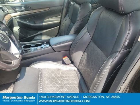 Used 2017 Nissan Maxima Platinum image 25