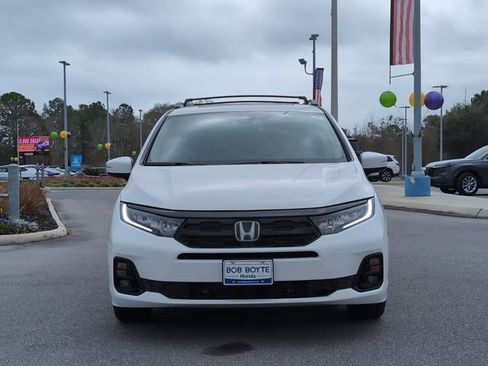 New 2026 Honda Odyssey Elite image 8