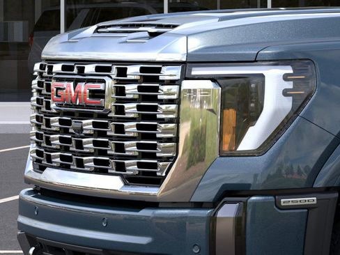 New 2026 GMC Sierra 2500 Denali w/ Denali Reserve Package image 37