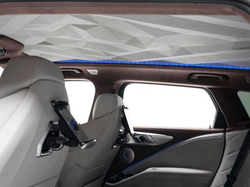 Used 2023 BMW XM image 52