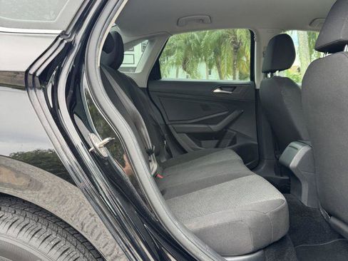 Used 2019 Volkswagen Jetta R-Line image 15