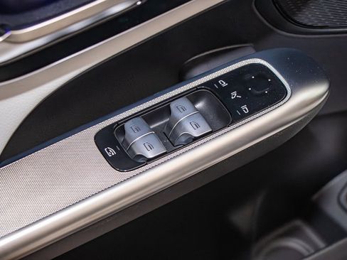 Used 2026 Mercedes-Benz GLC 350e 4MATIC image 14