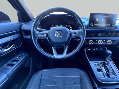 Used 2025 Honda CR-V Sport image 6