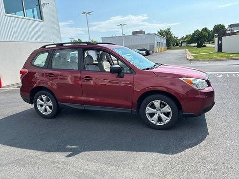 Used 2015 Subaru Forester 2.5i w/ Alloy Wheel Package AWD/4WD image 4