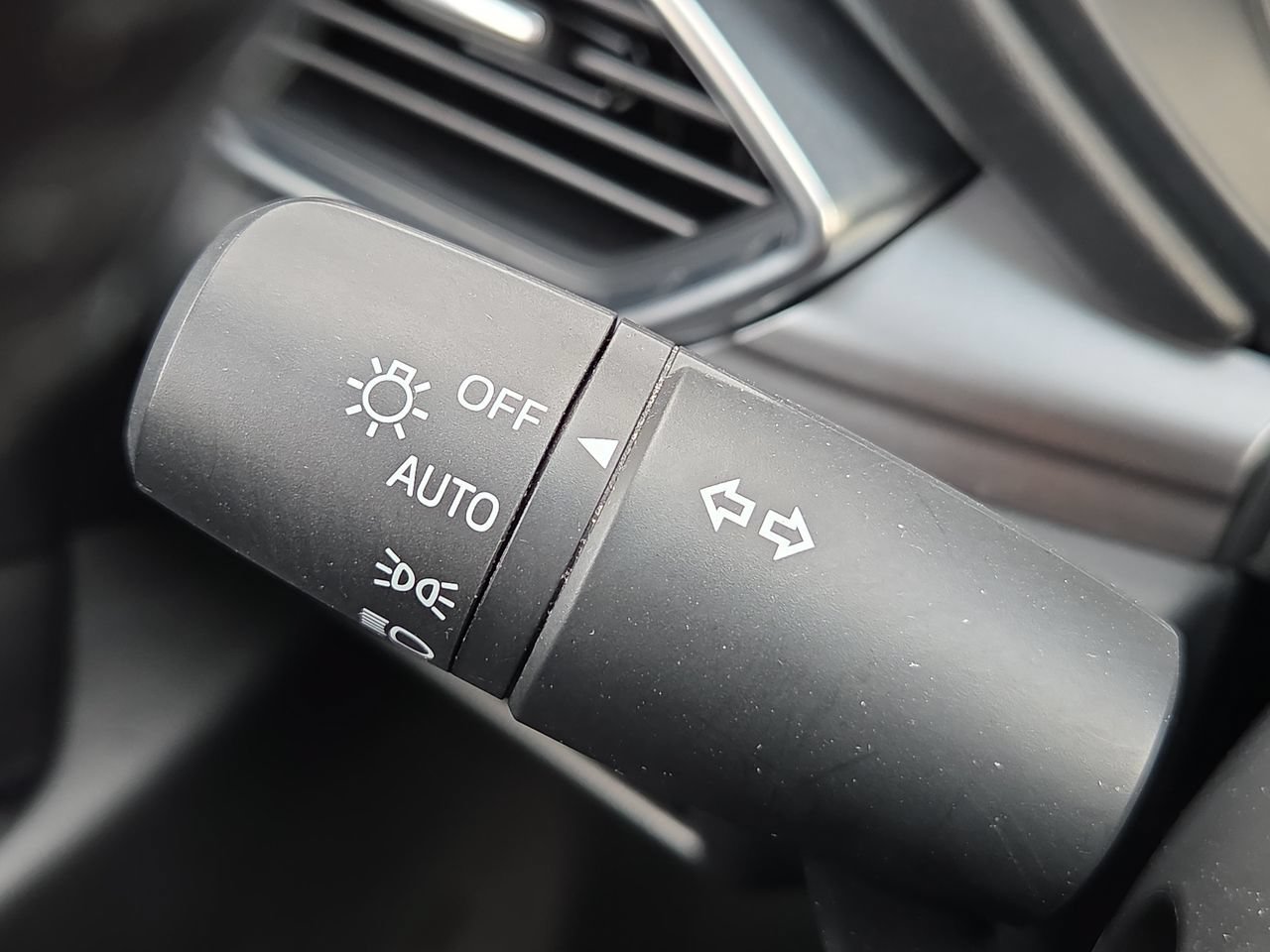 Used 2020 MAZDA CX-5 Touring FWD image 31