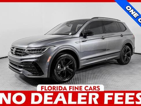 Used 2023 Volkswagen Tiguan SE R-Line FWD image 1