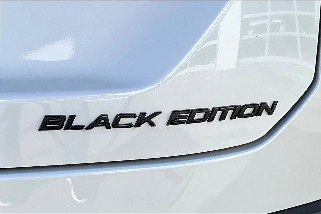 New 2026 Honda Pilot Black Edition image 8