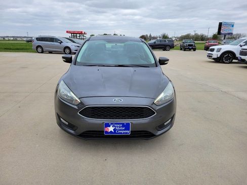 Used 2016 Ford Focus SE w/ Equipment Group 201A FWD image 8