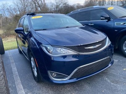 Used 2017 Chrysler Pacifica Touring-L