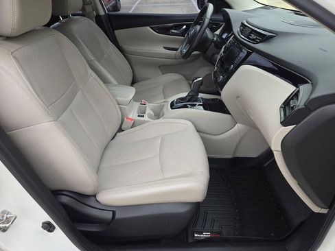 Used 2019 Nissan Rogue Sport SL image 27