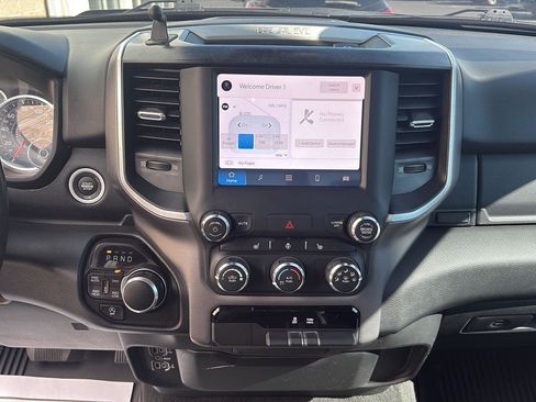 Used 2023 RAM 1500 Lone Star AWD/4WD image 12