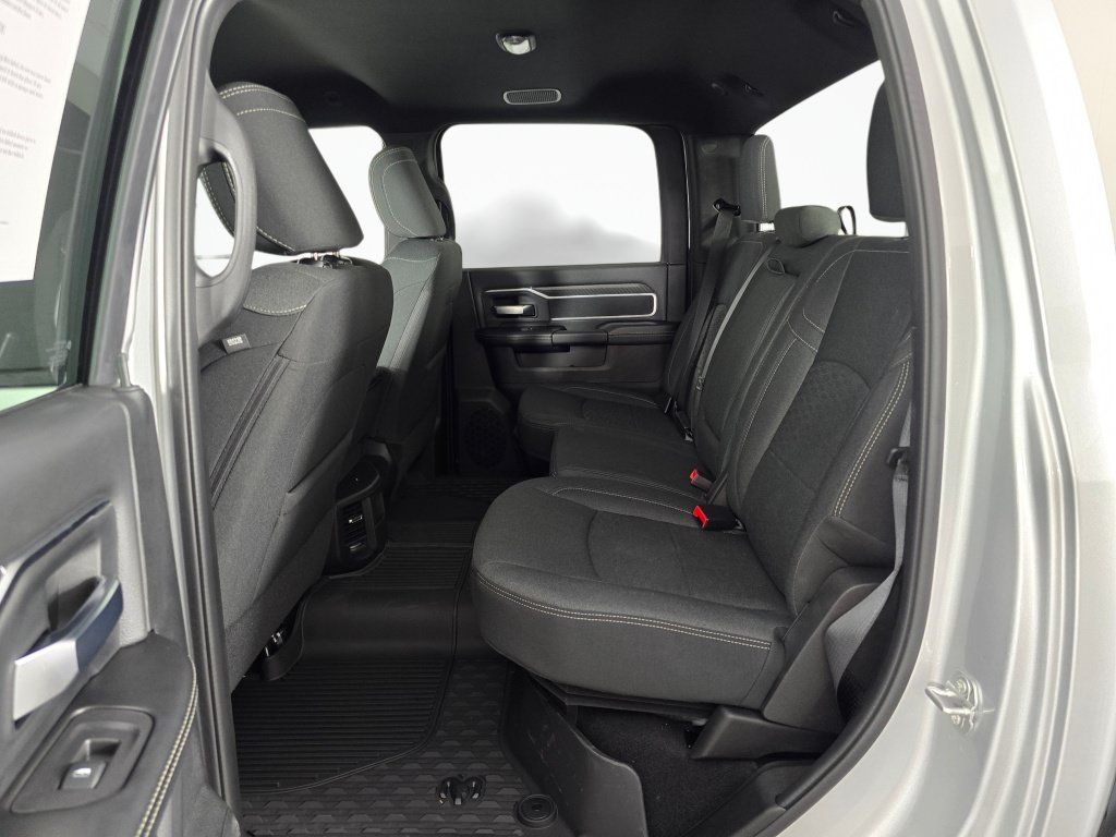 New 2026 RAM 3500 Big Horn AWD/4WD image 29