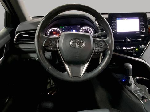 Used 2024 Toyota Camry SE w/ Cold Weather Package AWD/4WD image 6