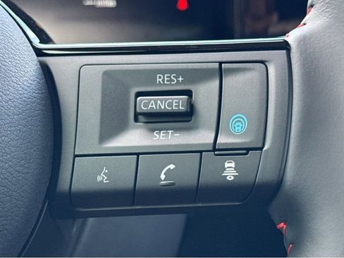 New 2026 Nissan Kicks SR FWD image 13