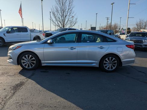 Used 2016 Hyundai Sonata Sport w/ Option Group 02 image 9
