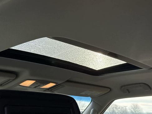 Used 2017 Nissan Armada Platinum image 18