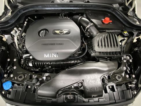 Used 2017 MINI Cooper S image 22