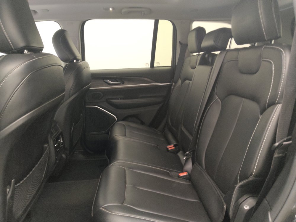 Used 2023 Jeep Grand Cherokee 4WD 4xe image 18