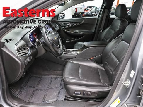 Used 2024 Chevrolet Malibu LT FWD image 14