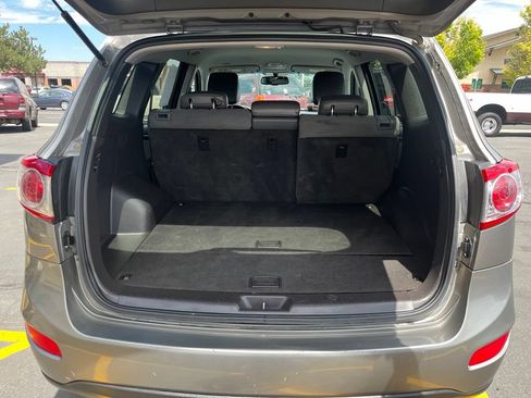 Used 2011 Hyundai Santa Fe SE FWD image 5