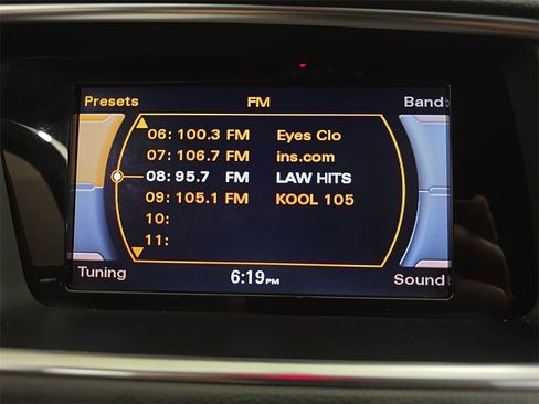 Used 2015 Audi Q5 2.0T Premium Plus w/ Premium Plus Package image 24