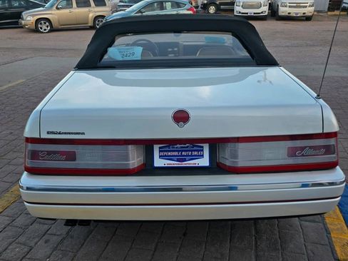 Used 1993 Cadillac Allante image 7