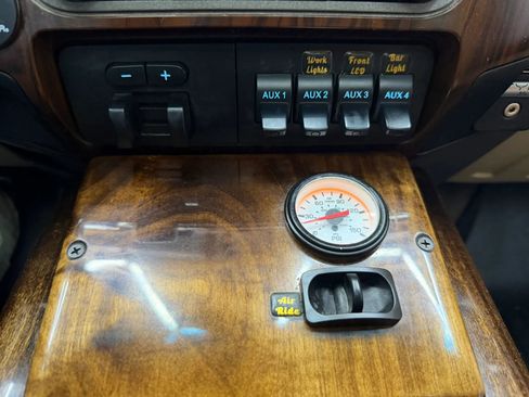 Used 2011 Ford F250 Lariat w/ Lariat Ultimate Pkg image 26