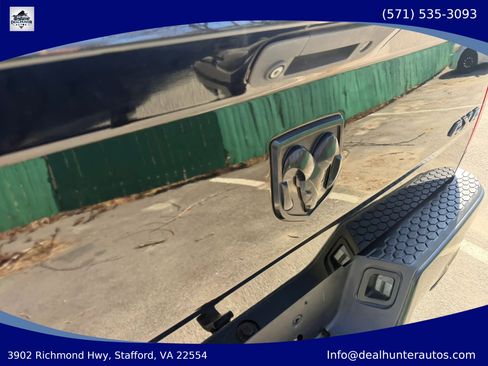 Used 2014 RAM 1500 Express w/ Black Ram 1500 Express Group AWD/4WD image 12