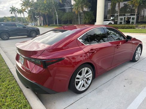 Used 2023 Lexus IS 300 w/ Comfort Package image 8