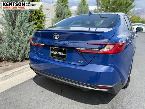 Used 2026 Toyota Camry SE FWD image 33