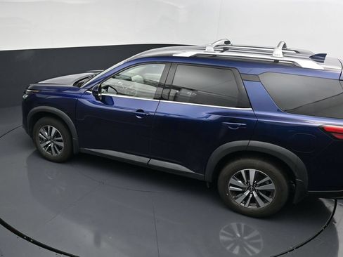 Used 2023 Nissan Pathfinder SL FWD image 30