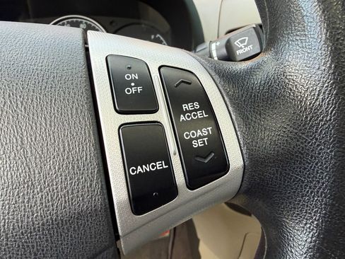 Used 2009 Hyundai Elantra GLS image 26