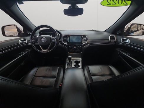 Used 2022 Jeep Grand Cherokee Limited image 18