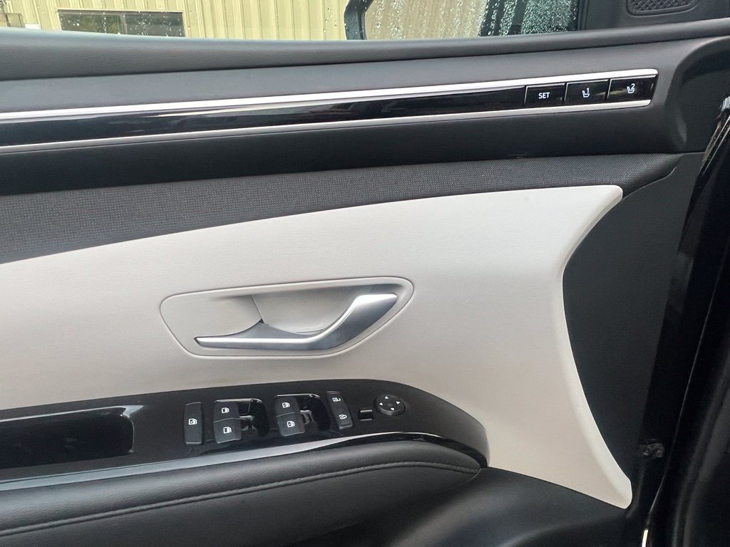 Certified 2024 Hyundai Tucson Limited AWD/4WD image 10