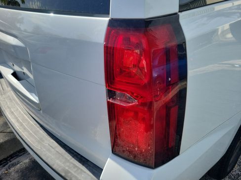Used 2018 Chevrolet Tahoe 2WD image 10