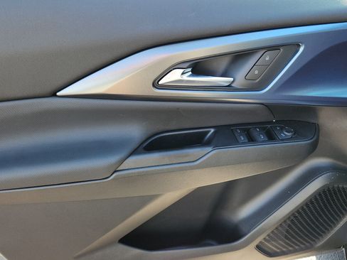 New 2026 Chevrolet Equinox EV LT image 12