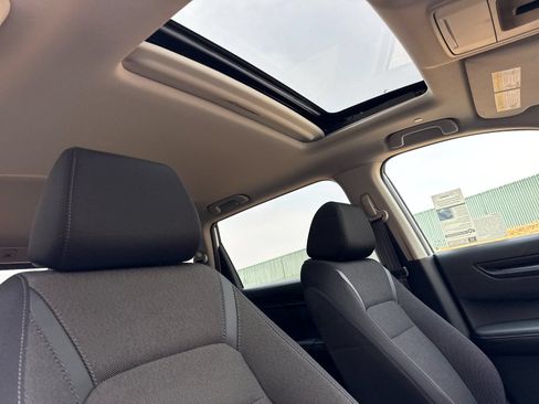 Used 2026 Honda CR-V EX image 16