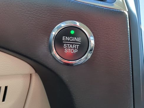 Used 2024 Ford Edge Titanium image 19