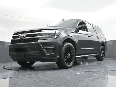 Certified 2022 Ford Expedition Max XLT image 29