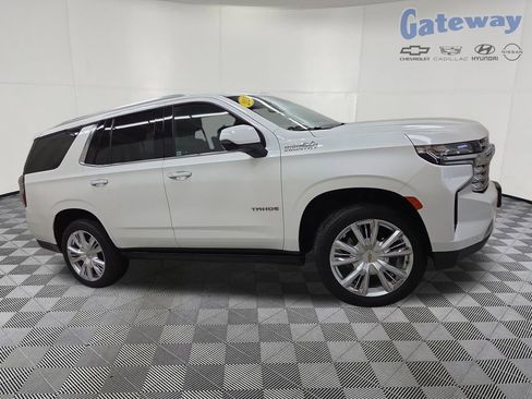 Used 2024 Chevrolet Tahoe High Country AWD/4WD image 1
