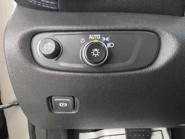 Used 2021 Chevrolet Blazer LT FWD image 15