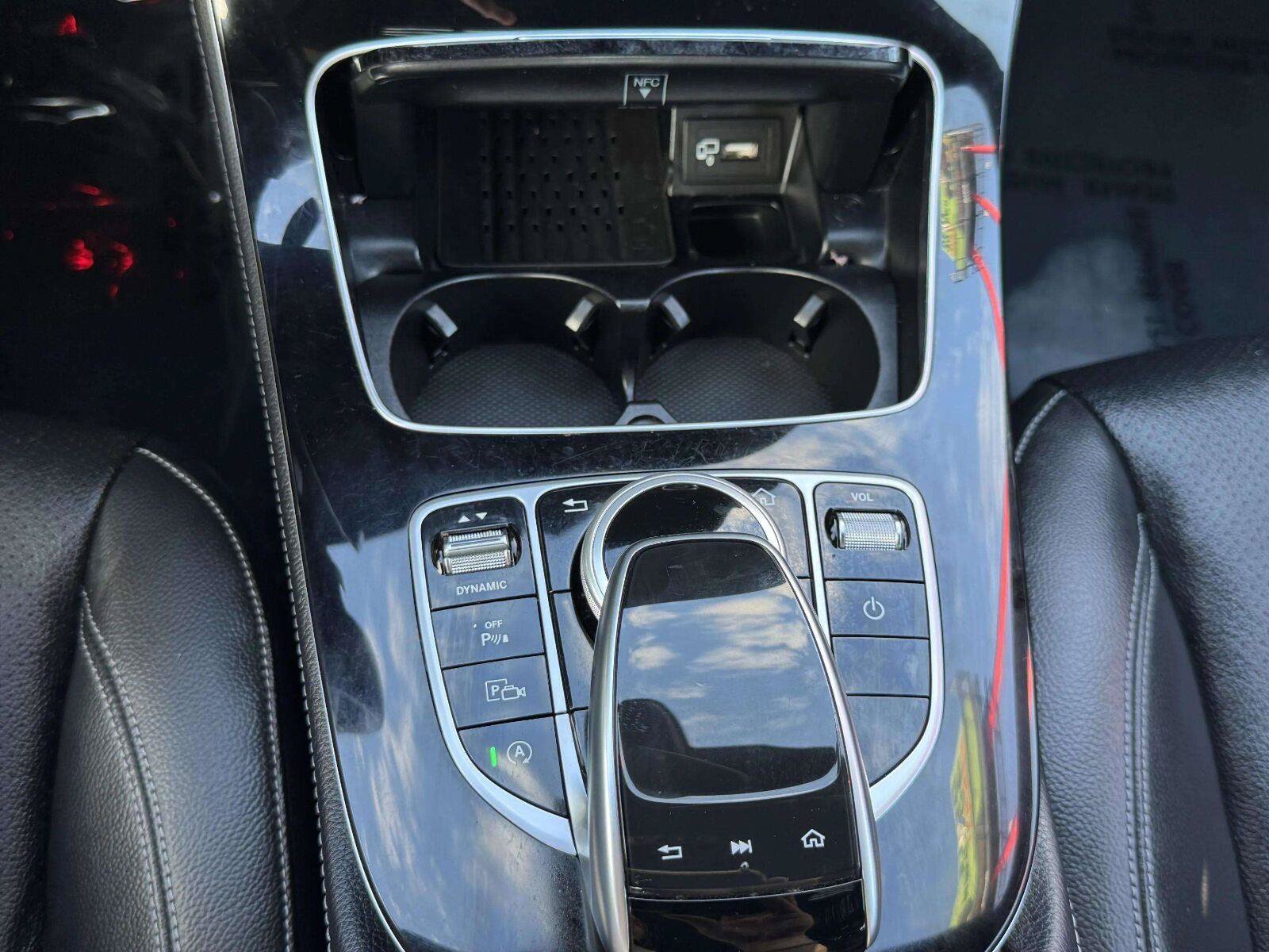 Used 2018 Mercedes-Benz E 300 4MATIC image 28