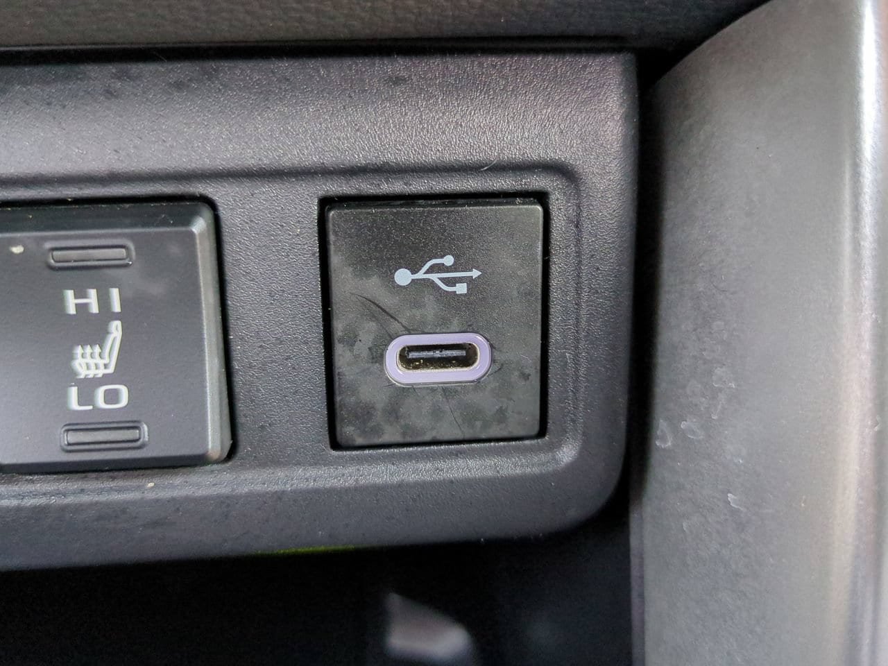 Used 2024 Toyota Corolla Cross AWD Hybrid w/ Convenience Package image 22