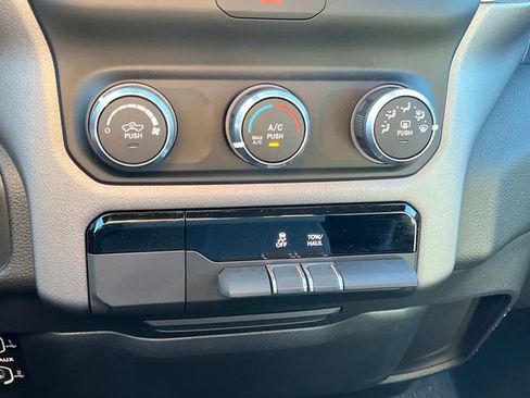 Used 2022 RAM 1500 Big Horn image 18
