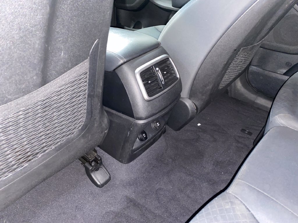 Used 2020 Kia Sorento LX w/ LX I4 Convenience Package AWD/4WD image 12