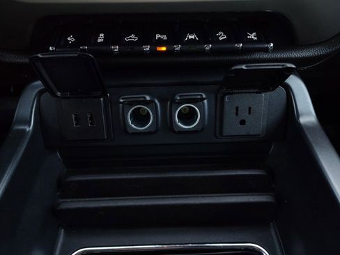 Used 2017 GMC Sierra 1500 Denali image 5