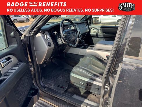 Used 2016 Ford Expedition XLT w/ Equipment Group 202A image 11