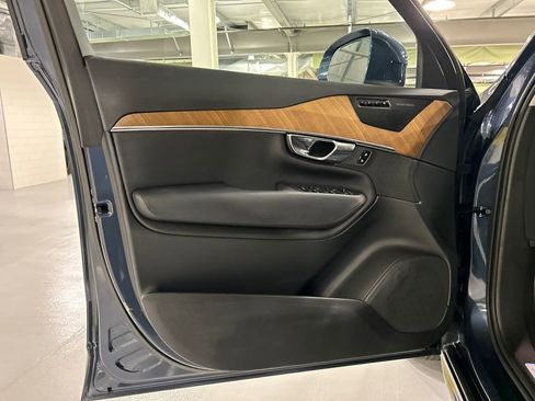 Certified 2023 Volvo XC90 B6 Plus w/ Protection Package Premier AWD/4WD image 9