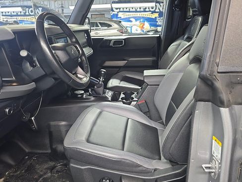 Used 2022 Ford Bronco Black Diamond AWD/4WD image 4